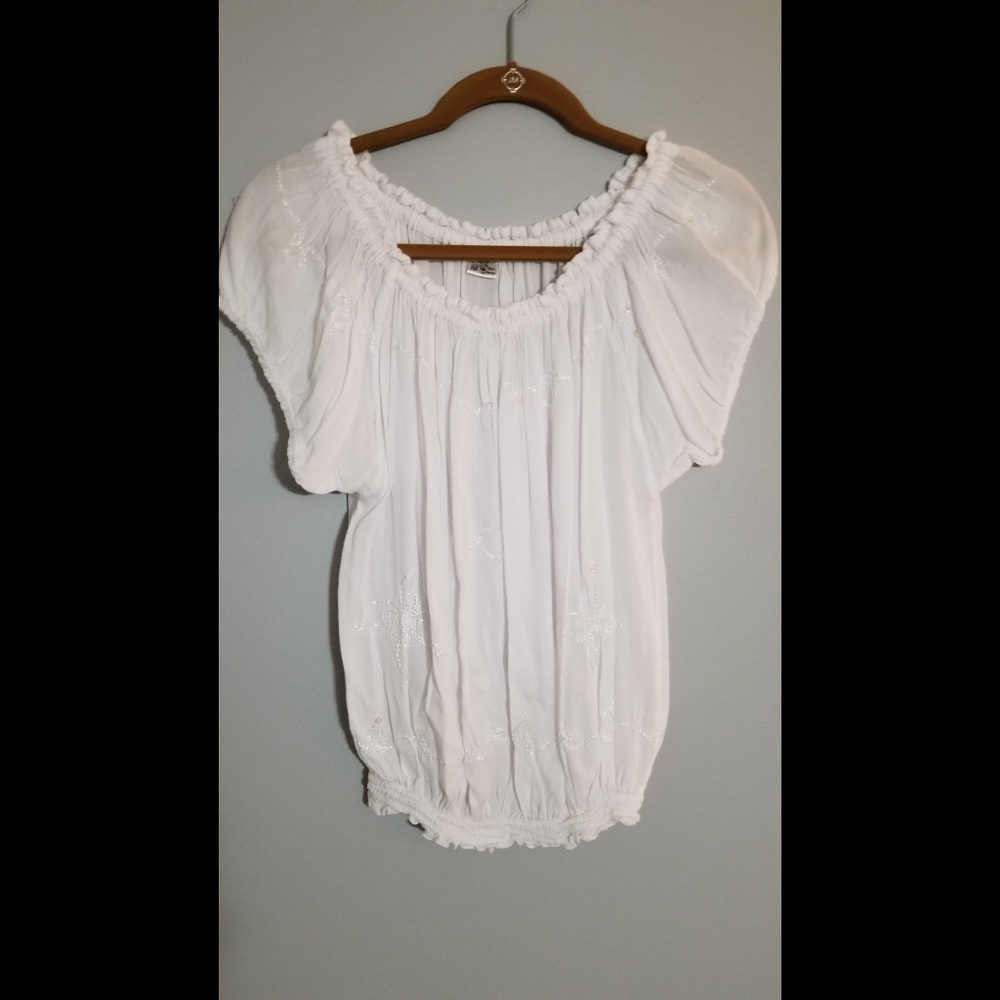 Flowy tee